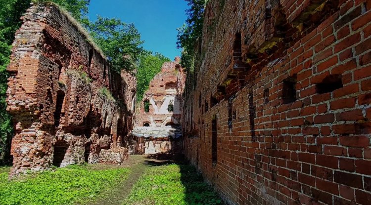 Замок Бальга