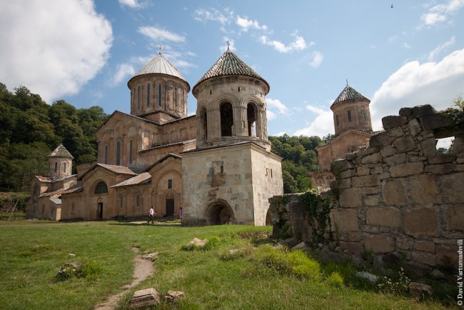 Гелатский монастырь