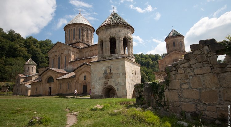 Гелатский монастырь