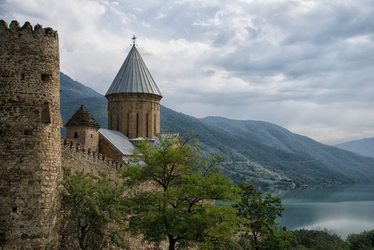 Крепость Ананури