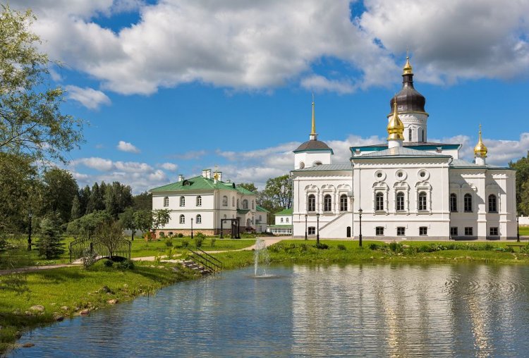Спасо-Елеазаровский монастырь